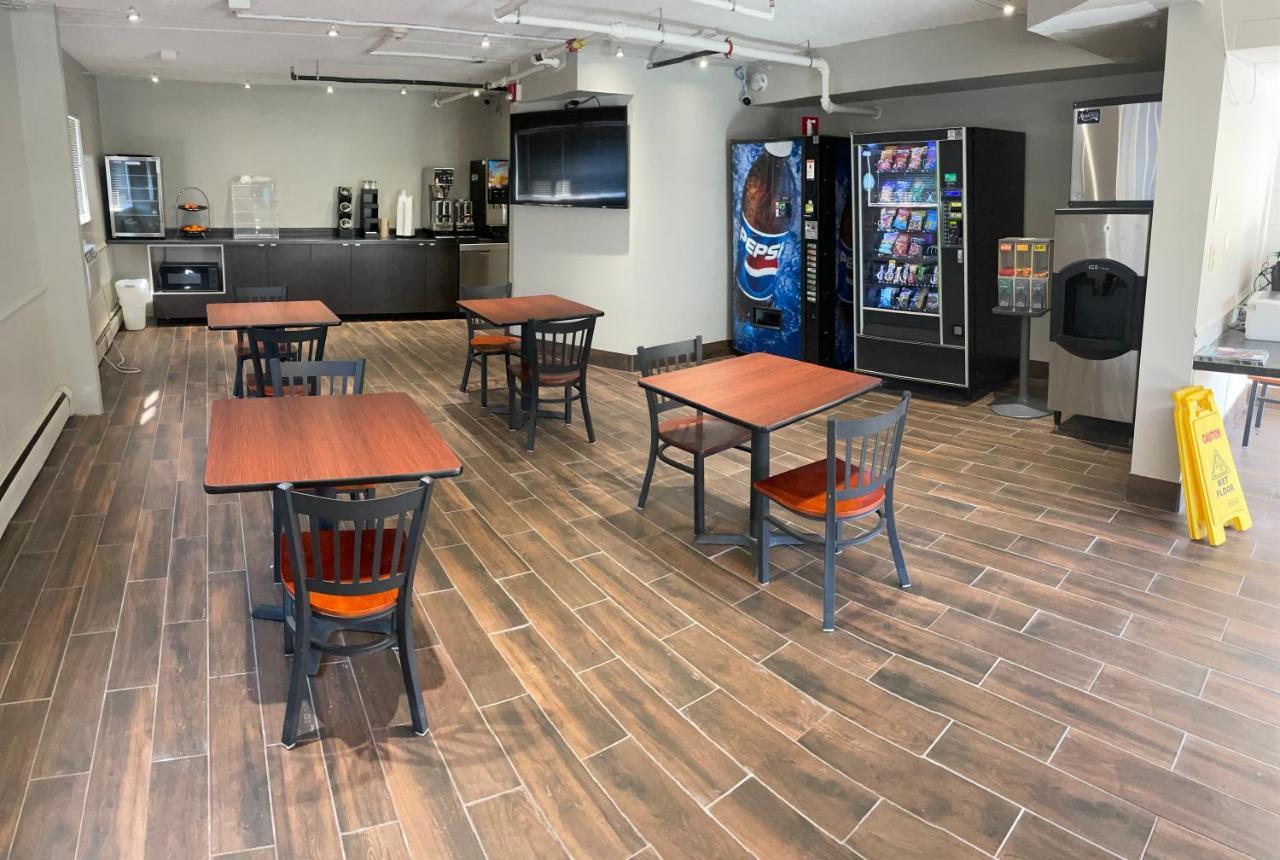 2Nd Street Inn & Suites Ρότσεστερ Εξωτερικό φωτογραφία
