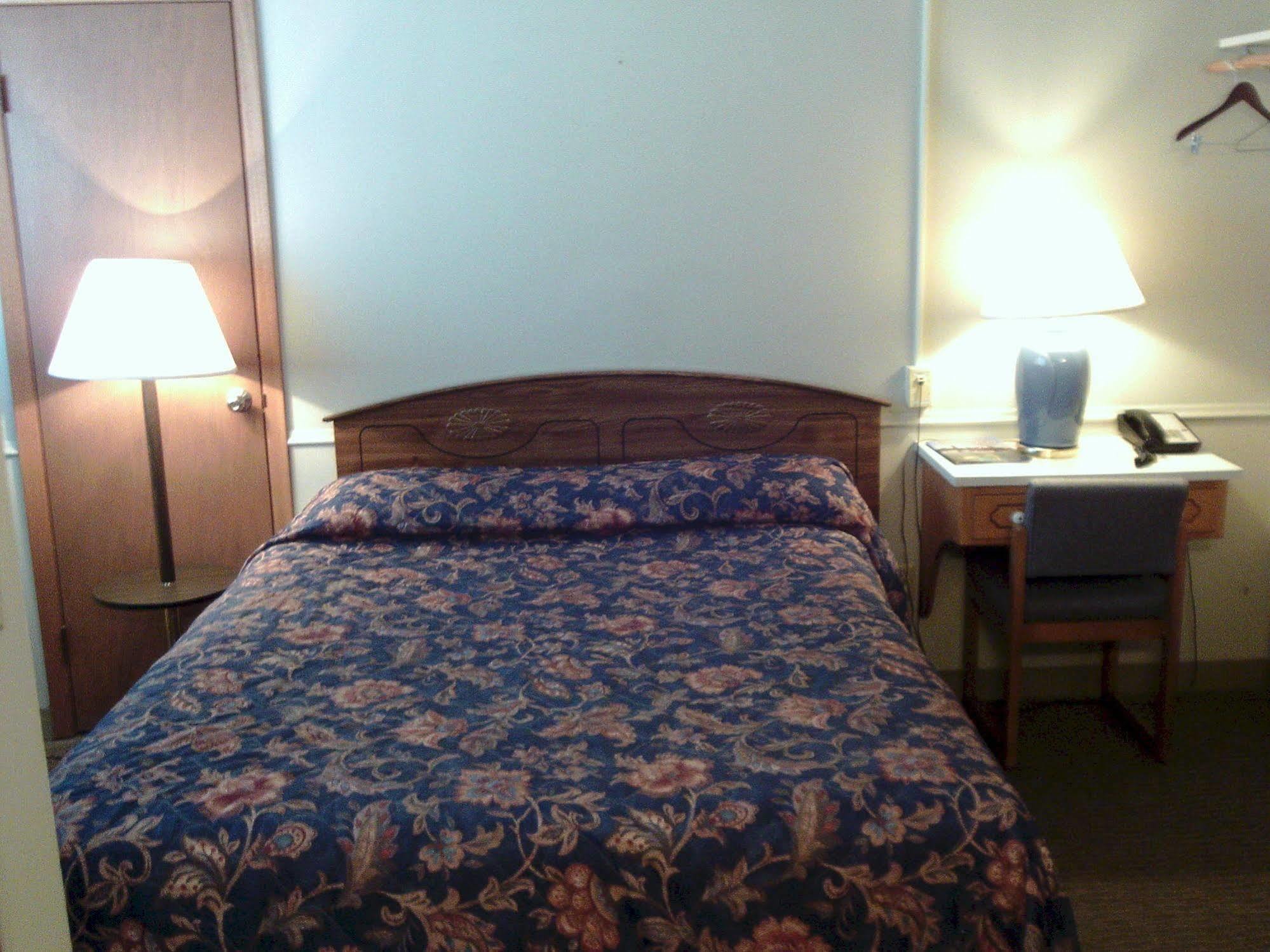 2Nd Street Inn & Suites Ρότσεστερ Εξωτερικό φωτογραφία